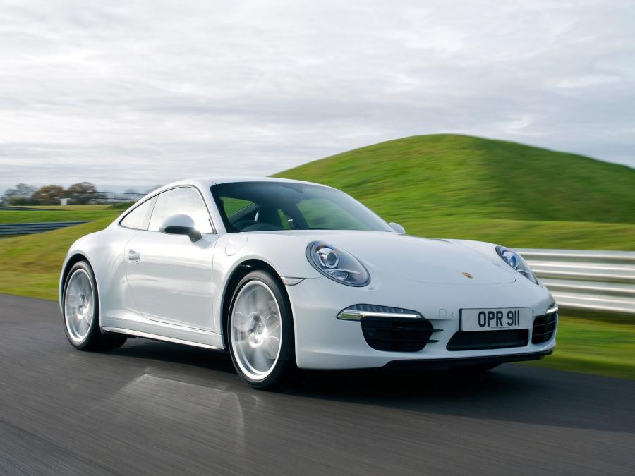  Porsche 911 Carrera 4 2012 года  (UK) (фото 11 из 12)